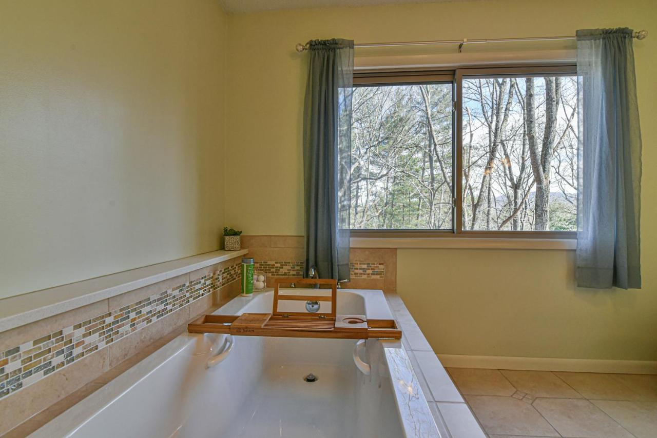 The Camby Cabin Just 12 Miles To Downtown Asheville Dış mekan fotoğraf